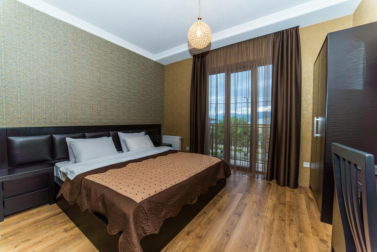 Hotel New Телаві Екстер'єр фото
