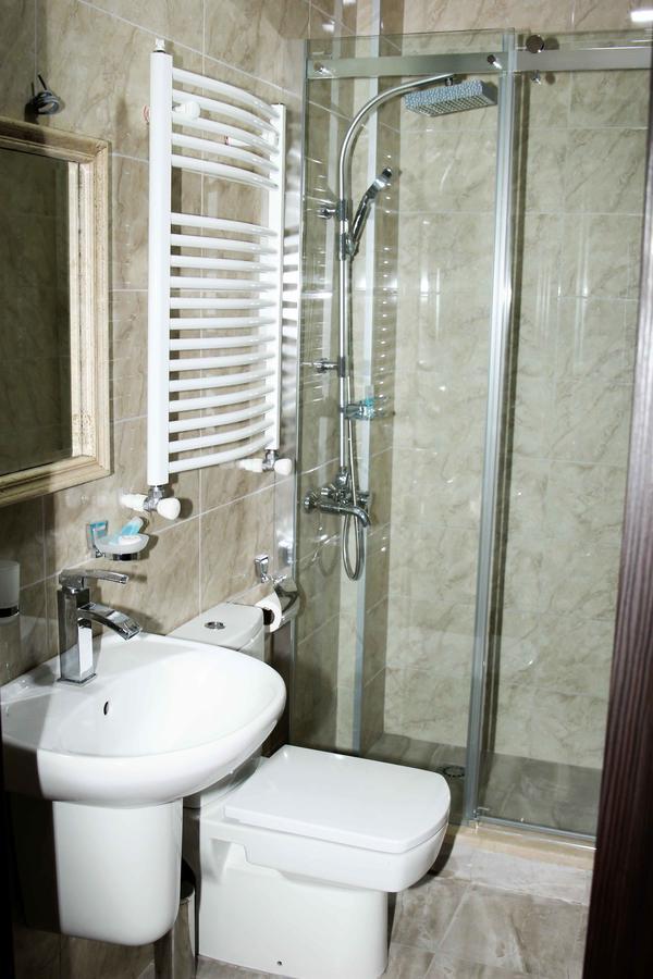 Hotel New Телаві Екстер'єр фото